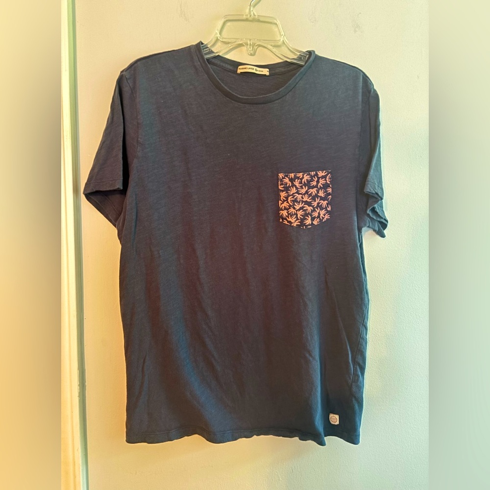 Marine Layer men’s cotton pocket tee with palm tree leaves detail